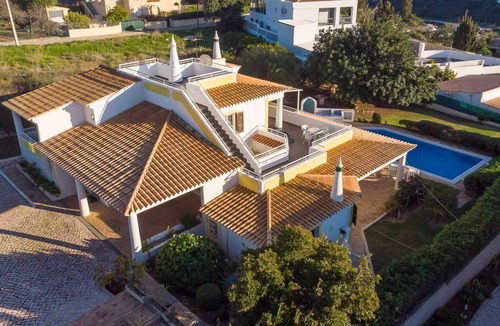 Cerro de Aguia House | Villa Andrea by Gabi Miguel