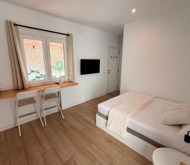 Collblanc y La Torrassa Apartment | Villa Conde Boutique