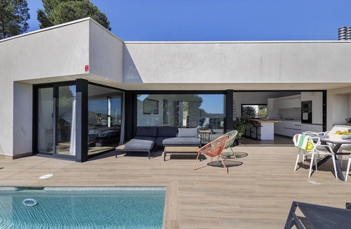 Pals House | Villa con piscina, aire acondicionado y vistas al mar