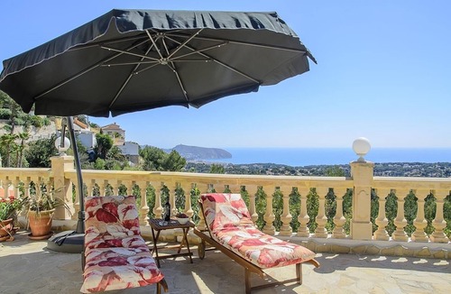Benimeit Villa | Villa 'La Vista' with Sea View, Wi-Fi and Air Conditioning