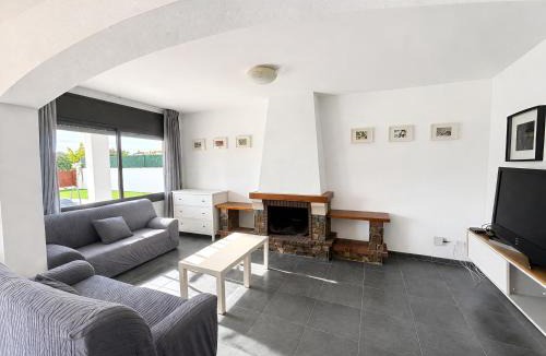 Creixell Villa | Villa Las Alcazar con Piscina privada cerca al mar