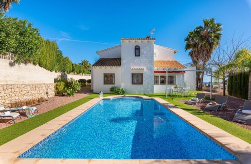 Fanadix Villa | Villa Padilla - PlusHolidays