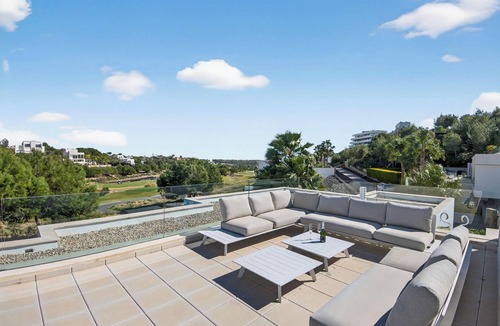 Lo Rufete House | Villa PinkBirdie de Luxe. Frontline Golf Las Colinas Piscine Rooftop Bali Lounge