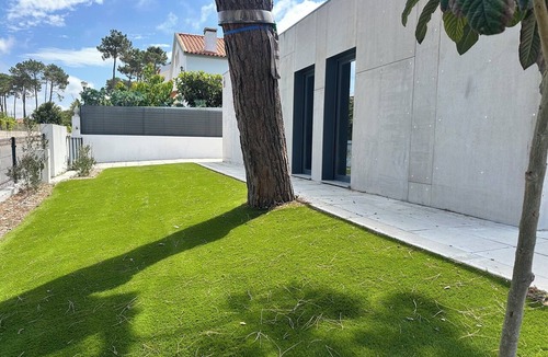 Lagoa de Albufeira House | Villa Praia da Lagoa Albufeira - Sesimbra. Pet-Friendly.