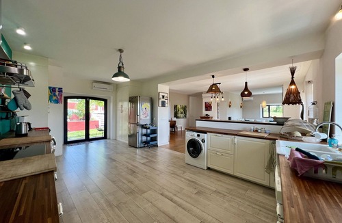 Trafaria Villa | Villa Tagus Gardians