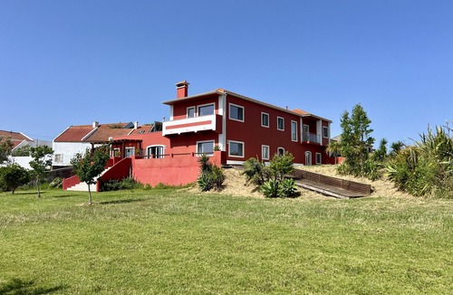 Trafaria Villa | Villa Tagus Gardians