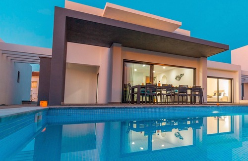 Castelo Villa | Villa w/Heatable Pool and BBQ in Albufeira