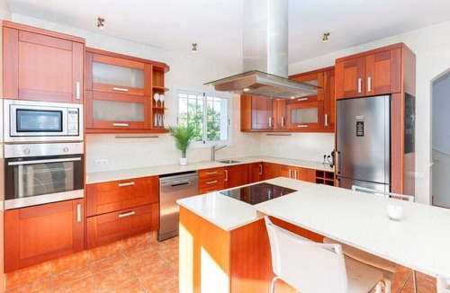Castelldefels House | Villa with Pool, Just Renovated | Bellamar by Palmera