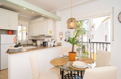 Villamartin Apartment | Villamartin apartment. Excellent location for Golfers, Cyclists and Hikers