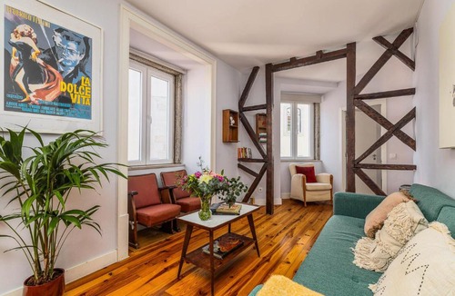 Sacramento Apartment | Vintage-Chic Apartment in the City Center, Chiado