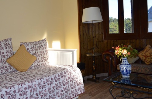 La Molina Ski Chalet | Walking distance to the ski slopes ideal for families and dogs