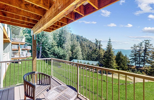 Rosario Condo | Wonderful escape with water access, three balconies, W/D, & gas fireplace