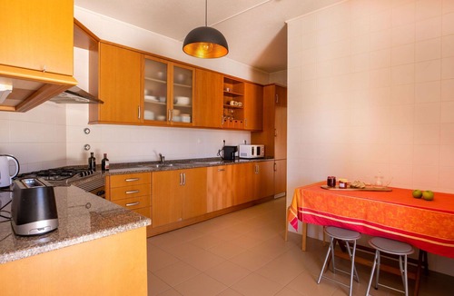 Santa Maria do Castelo Villa | Wonderful private villa for 6 guests with private pool, WIFI, A/C, TV and terrace