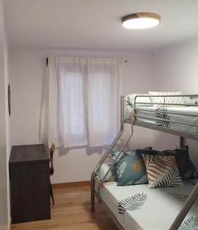 Rialp Apartment | Xia Apartaments con acceso a piscina