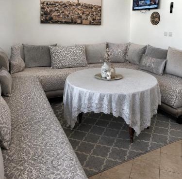 2km from fes airport
