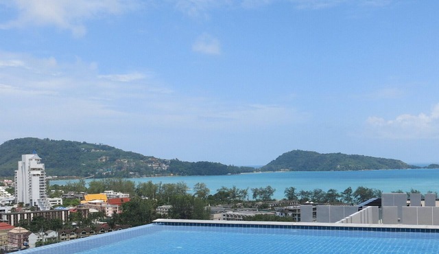 Amazing vue on Patong Bay in phuket