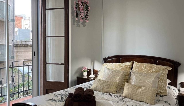 Apartment 4 Bedrooms 15' Fira Bcn