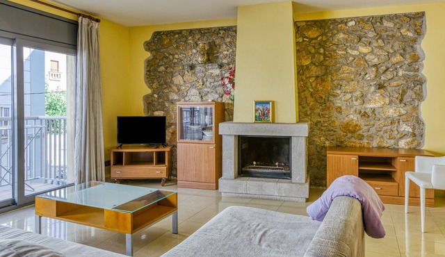 Apartment Estudio G close to the Beach with Balcony & Wi-Fi