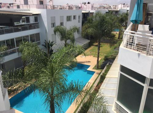Appartement avec piscine proche de la mer à Harhoura in Temara