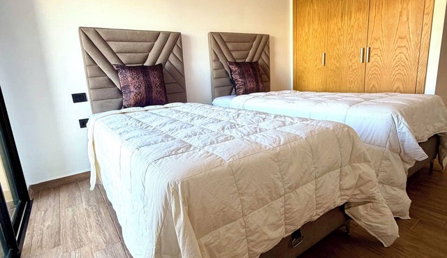 Apt luxe vue piscine Prestigia Plage des Nations