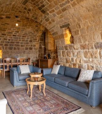 Authentic 2 bedrooms house in the heart of Ehden