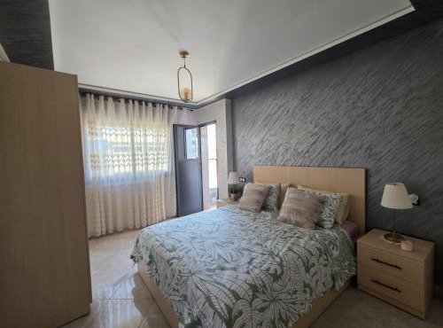 Azure Breeze Retreat - Mediterranean Comfort