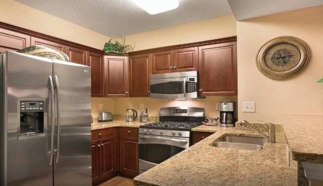 Beachfront Condo | Pools & Swim-Up Bar | Near Golf & Shops in North Myrtle Beach