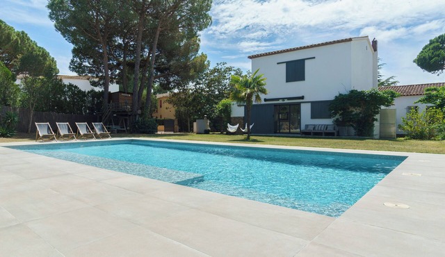 Beautiful house in Calella de Palafrugell. Ideal for families.