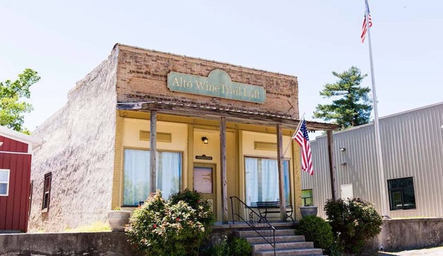 * Best Location on the Wine Trail! * Hiking Trail 1 min away * Wi-Fi * in Alto Pass