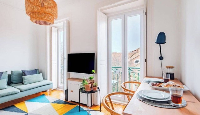 Bright Loft @ Lisbon Downtown