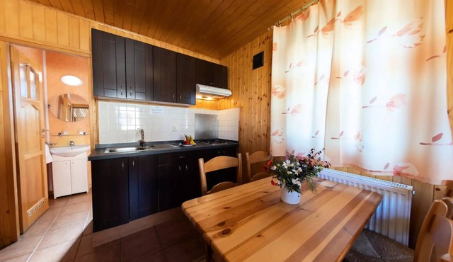 Bungalow 2 to 6 persons - 2 pers. included in the price in Isabena