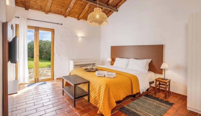 Burro Ville by HostWise - Spacious House w/Pool
