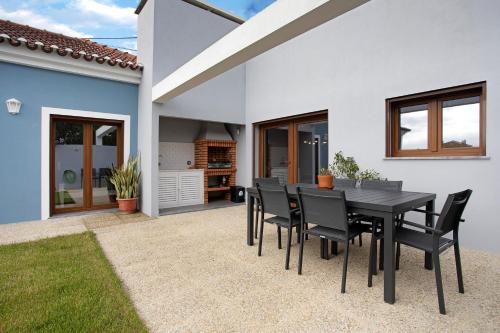 Casa D'Avó - Family Coastal Escape