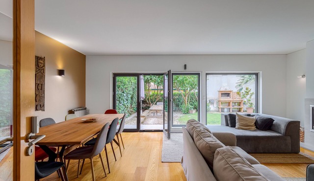 Casa das Fontes – House of Wells with Mountain View, Private Garden and Wi-Fi