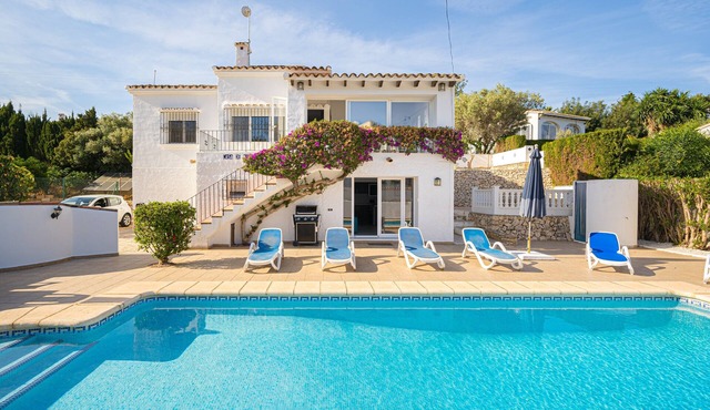 Casa De Mi Padre, La Fustera with Sea View, Wi-Fi and Air Conditioning