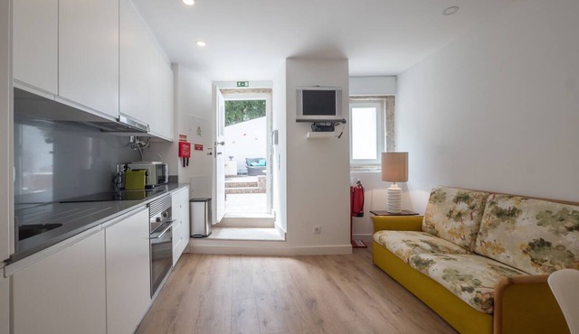 Castle Terrace House - Exclusive Apartment - Your home away fom home