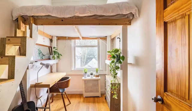 Charming bedroom with lofted bed in Vibrant Williamsburg, Brooklyn with roomates in Brooklyn