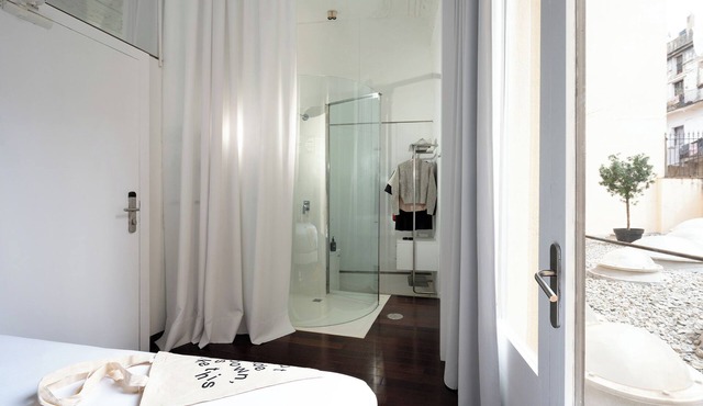 Chic & Basic Born Boutique Hotel