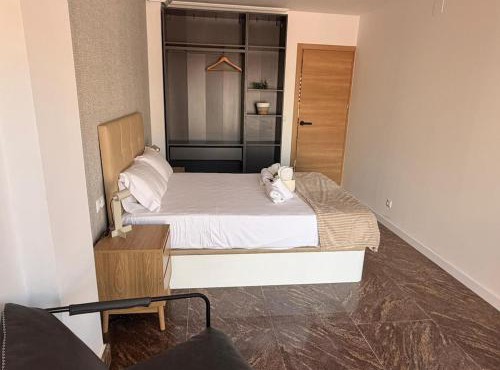 Chic room with balcony near Alicante center in Alicante