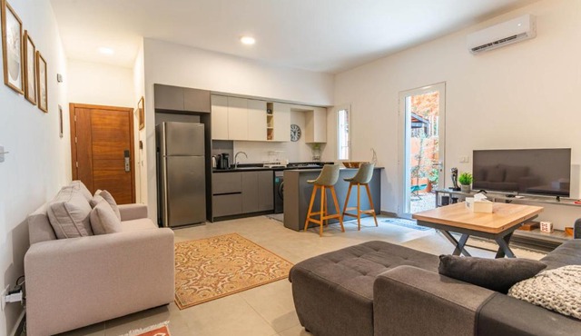 Cloe | Modern 2-BR Terrace Apartment in Batroun