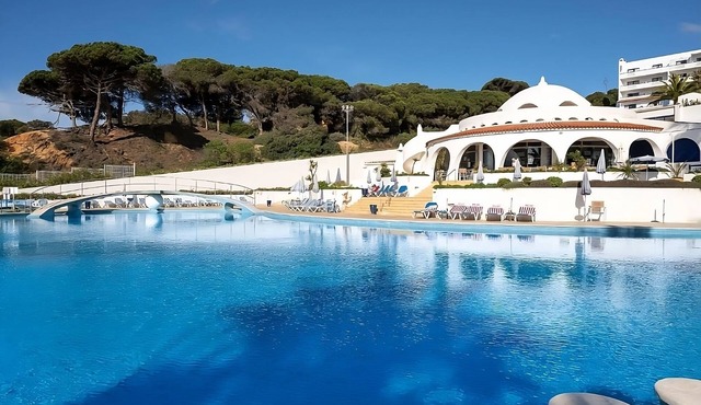 Convenient Stay in Oura Beach! 2 Modern Units with Full Kitchens and Balcony!