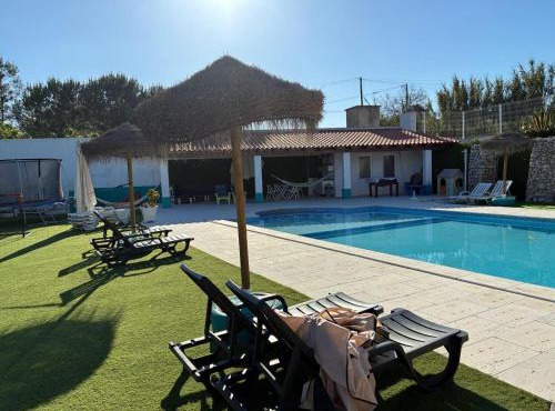Coruche Pool & Jacuzzi Residence - Condomínio Privado in Coruche