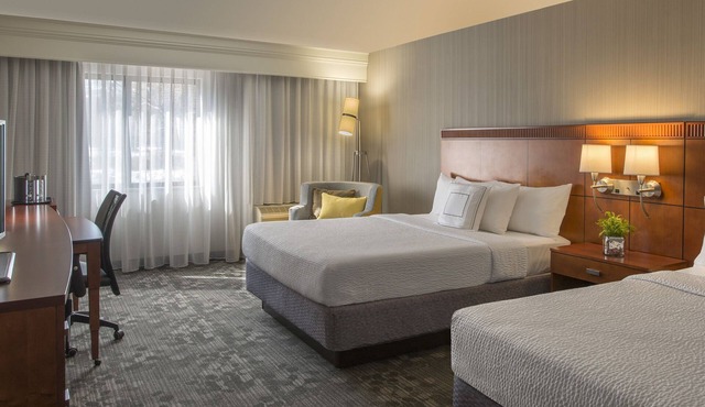 Courtyard by Marriott Grand Rapids Airport in Grand Rapids