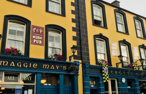 Crotty's Pub & Accommodation in Kilrush