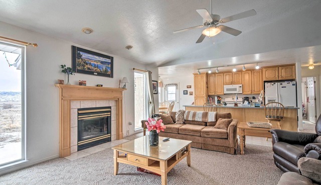 Direct ATV Trail Access! Aurora Group Hub w/Views in Aurora