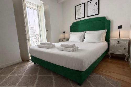 Dream Apartment with Pool in the Heart of the City