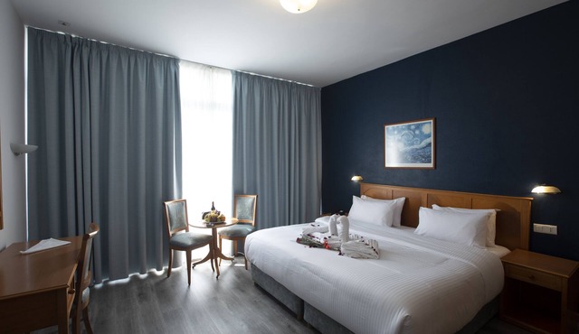 El Sheikh Suites Hotel
