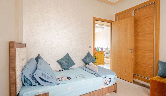 Elegant family 2br flat, secure 24/7, quiet area