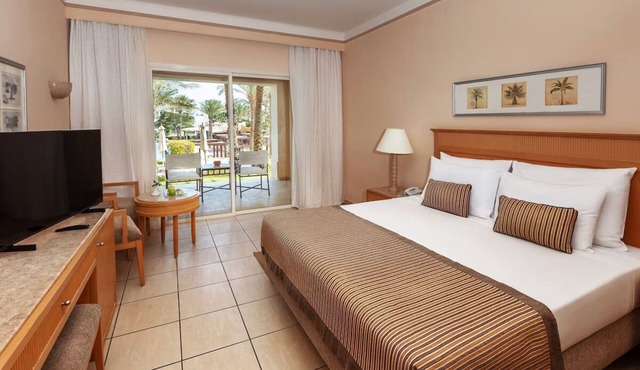 Elegant Room w/Outdoor Pool, Close to Makadi Beach and Mini Egypt Park
