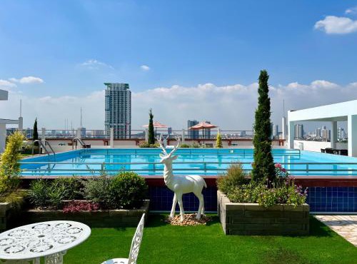 Elizabeth Hotel in Bangkok